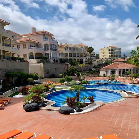Ocean & Golf Vista Retreat Apartamento *